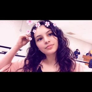 Meet your Posher, Lexie